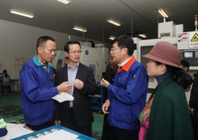 2018年11月28日，浙江省总工会副主席徐前一行9888拉斯维加斯考察构建劳动关系和谐企业复评工作